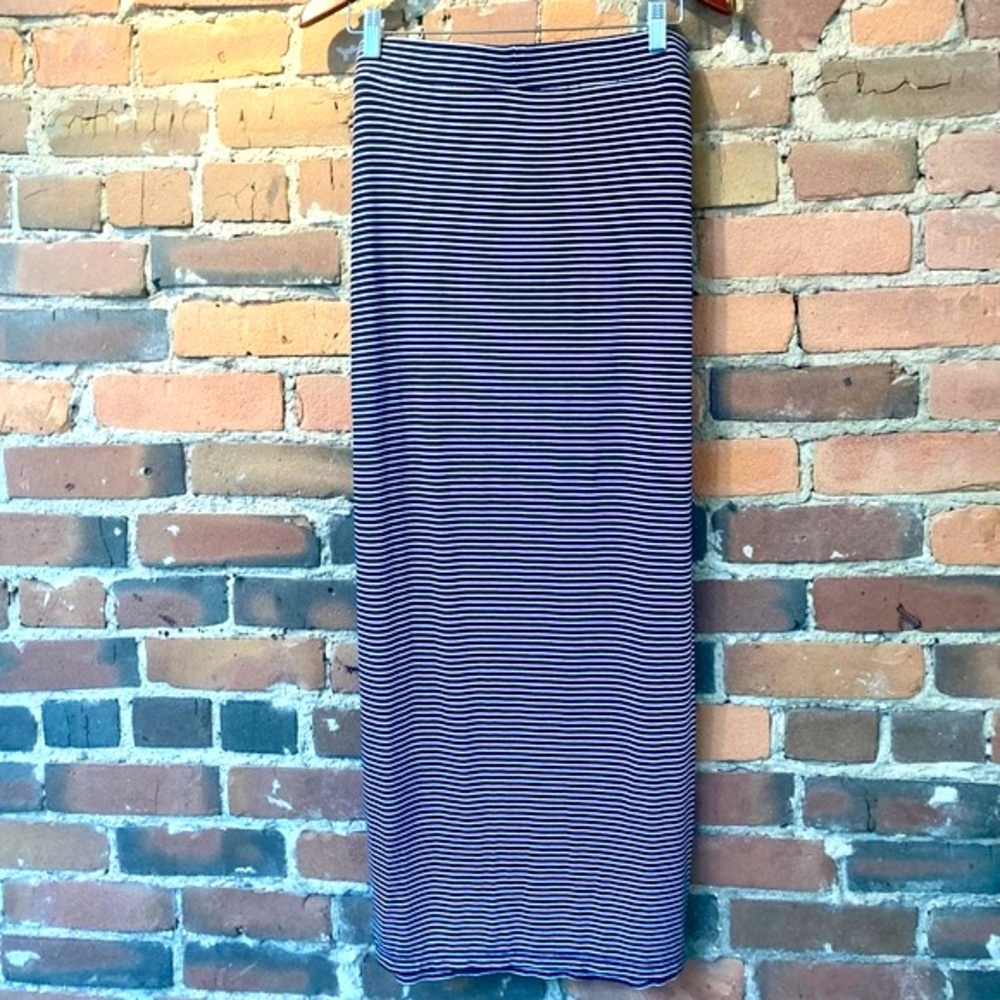 Vintage Dalia Maxi Blue & White Striped Maxi Skirt. Size Medium.
